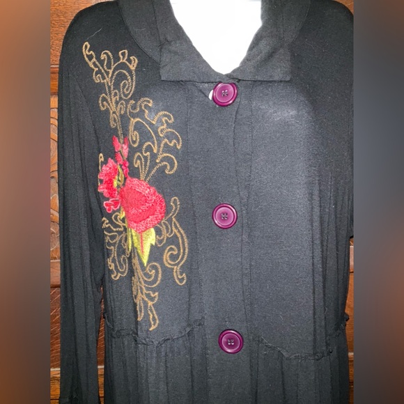 ATHLETA Black Jersey Dress w/Roses - Picture 10 of 11
